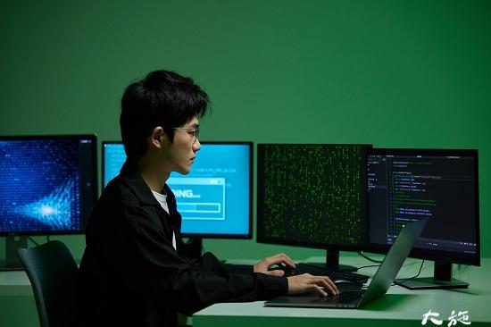 如何制作網頁
